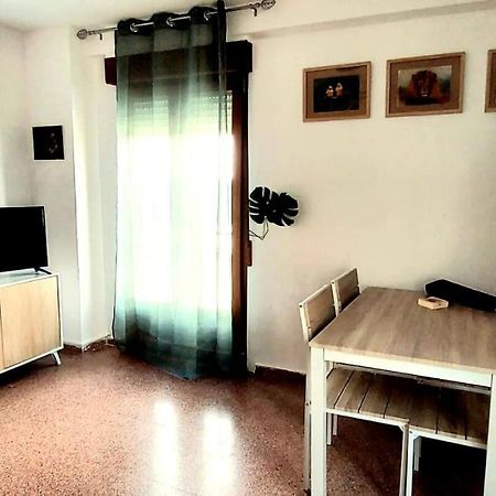 Apartamento En Zona De Ocio Casco Antiguo Alicante Exterior foto